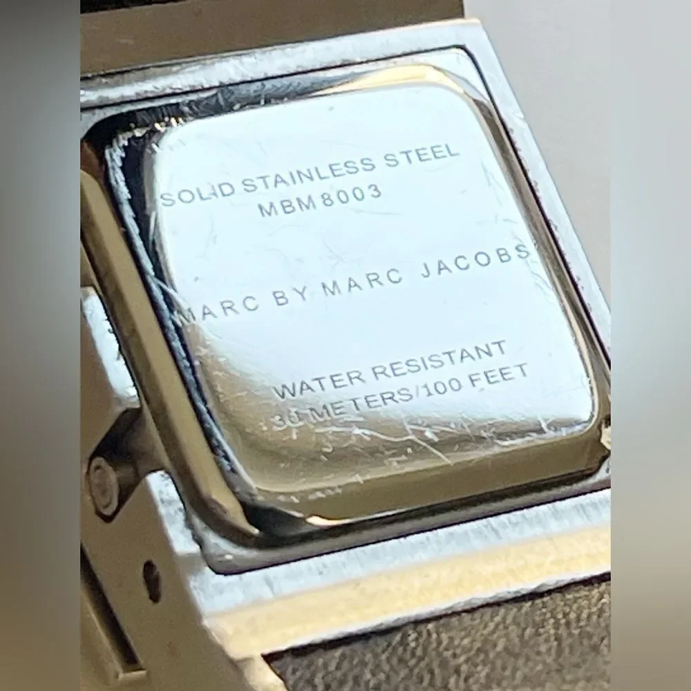 Marc Jacobs Vintage Enamel Logo Hinge Metal cuff Bracelet watch Black and Silver